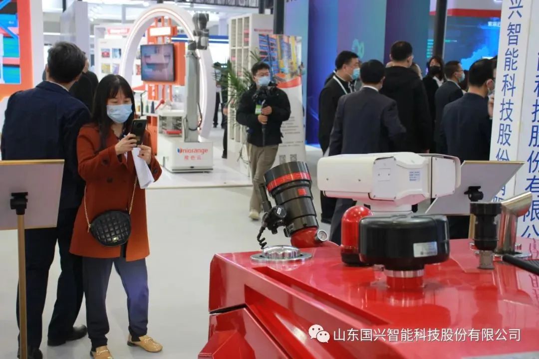箩卜特机器人云平台 智能机器人平台