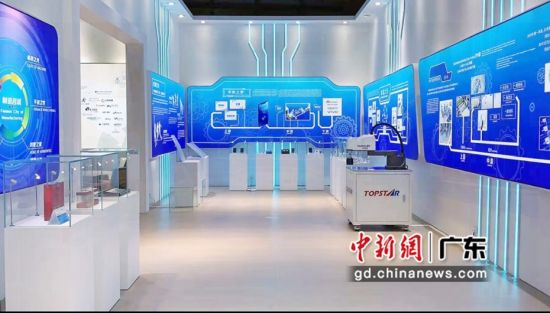 东莞企业携SCARA机器人首度亮相第四届进博会